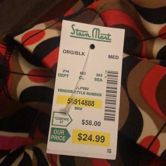 Very stretchy and comfortable pants. NWT size M - Picture 6 of 6